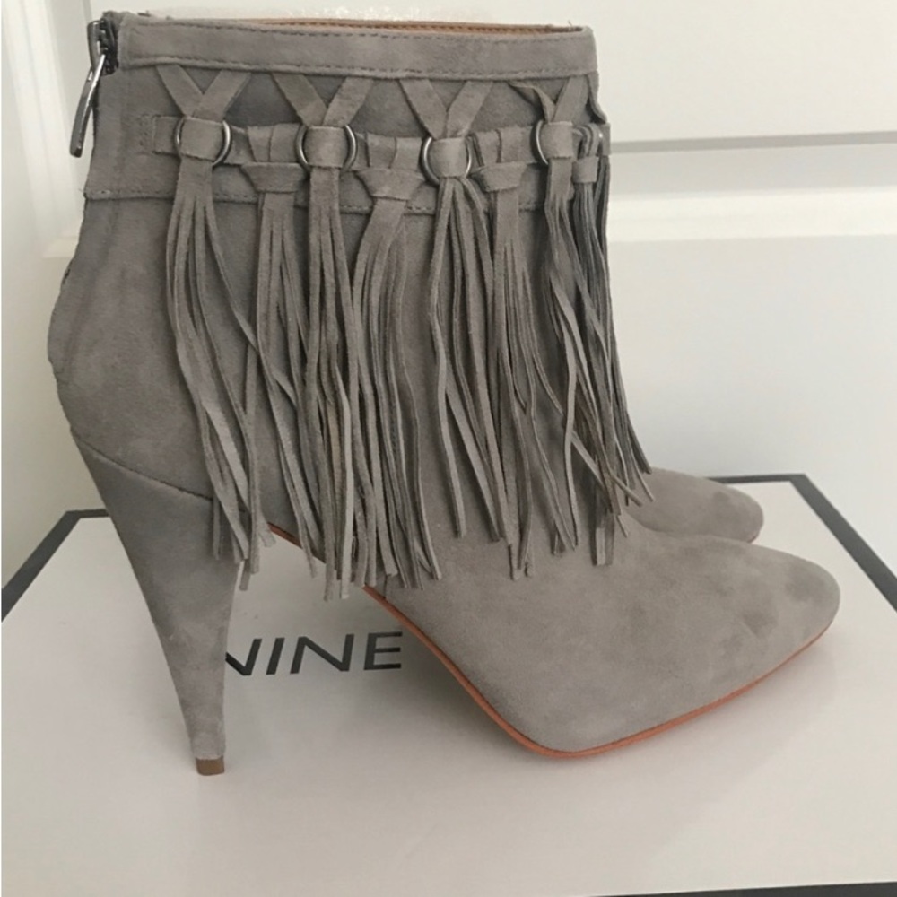Nine West Cassandri Booties Grey